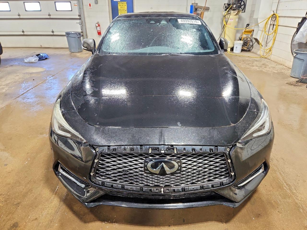 2018 Infiniti Q60 Red Sport 400 - zdjęcie 5