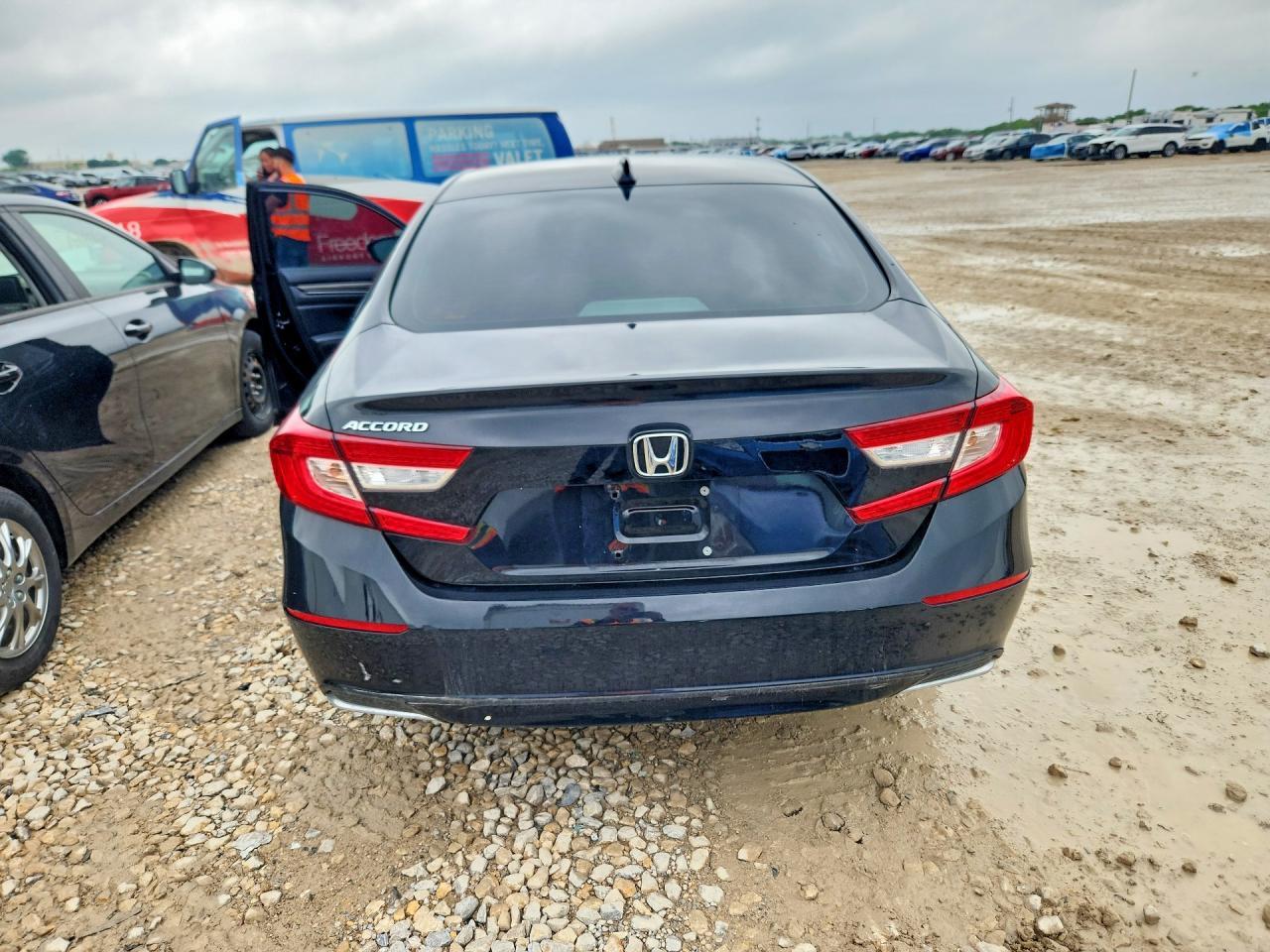 2021 Honda Accord Lx - zdjęcie 6
