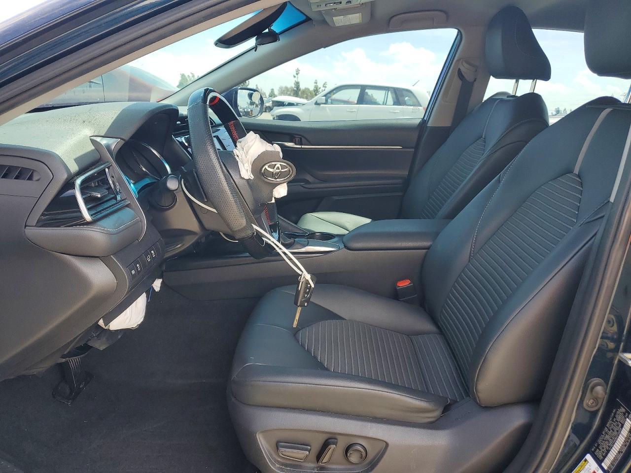 2019 Toyota Camry Se - zdjęcie 7
