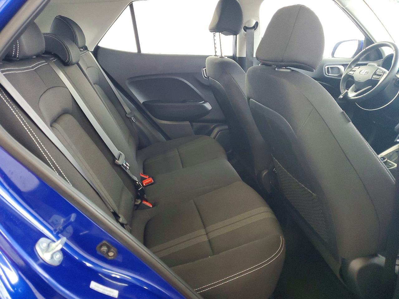 2026 Hyundai Venue Sel - zdjęcie 10