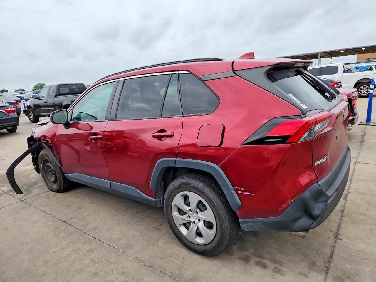 2019 Toyota Rav4 Le - zdjęcie 2