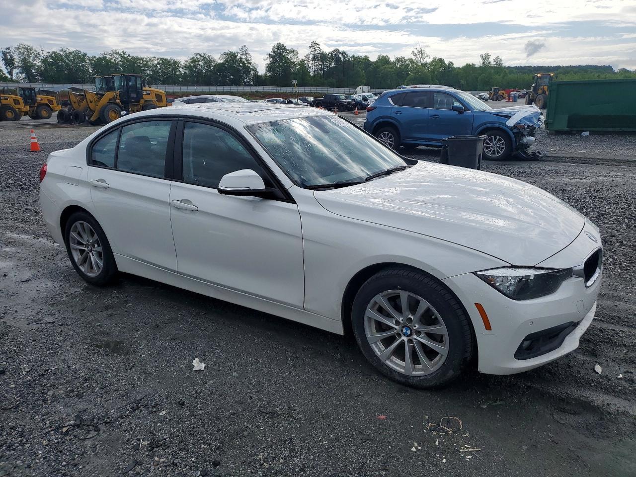 2017 BMW 320 I - zdjęcie 4