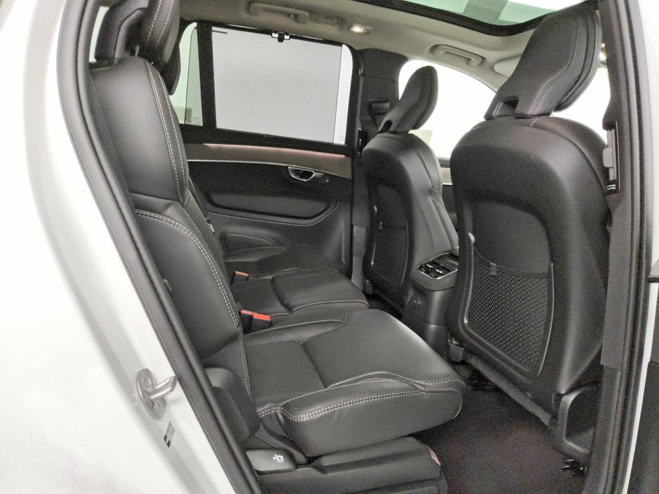 2025 Volvo Xc90 Ultra - zdjęcie 11