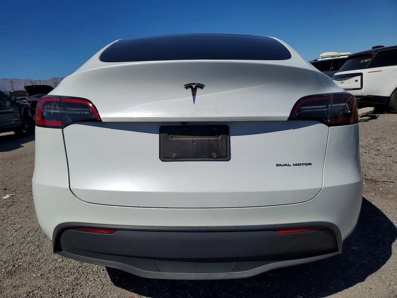 2023 Tesla Model Y - zdjęcie 6