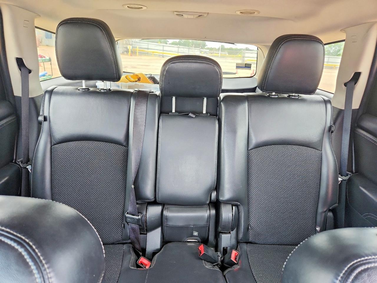 2017 Dodge Journey Crossroad - zdjęcie 10