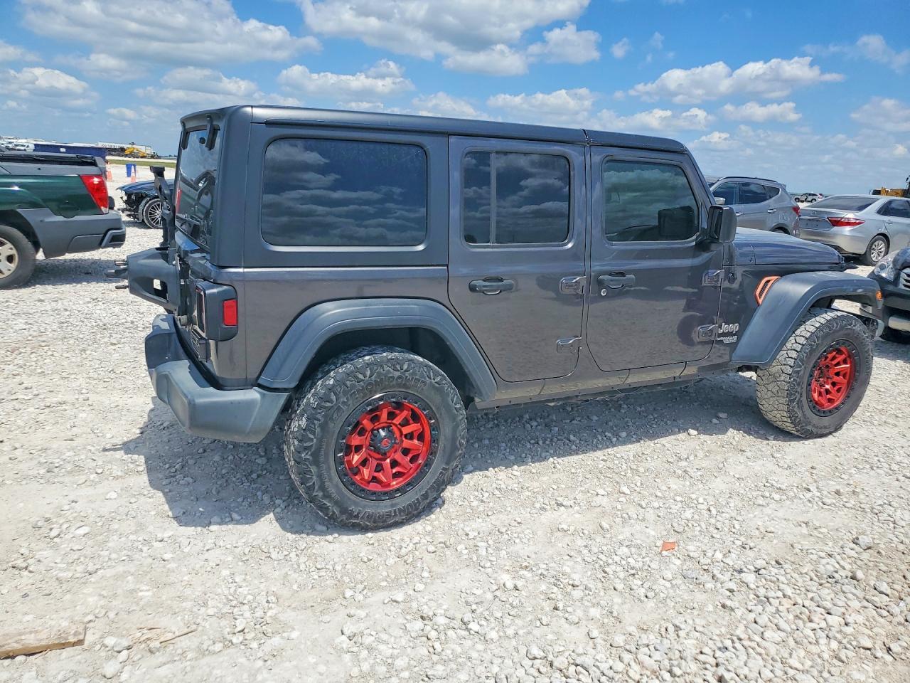 2019 Jeep Wrangler Unlimited Sport - zdjęcie 3