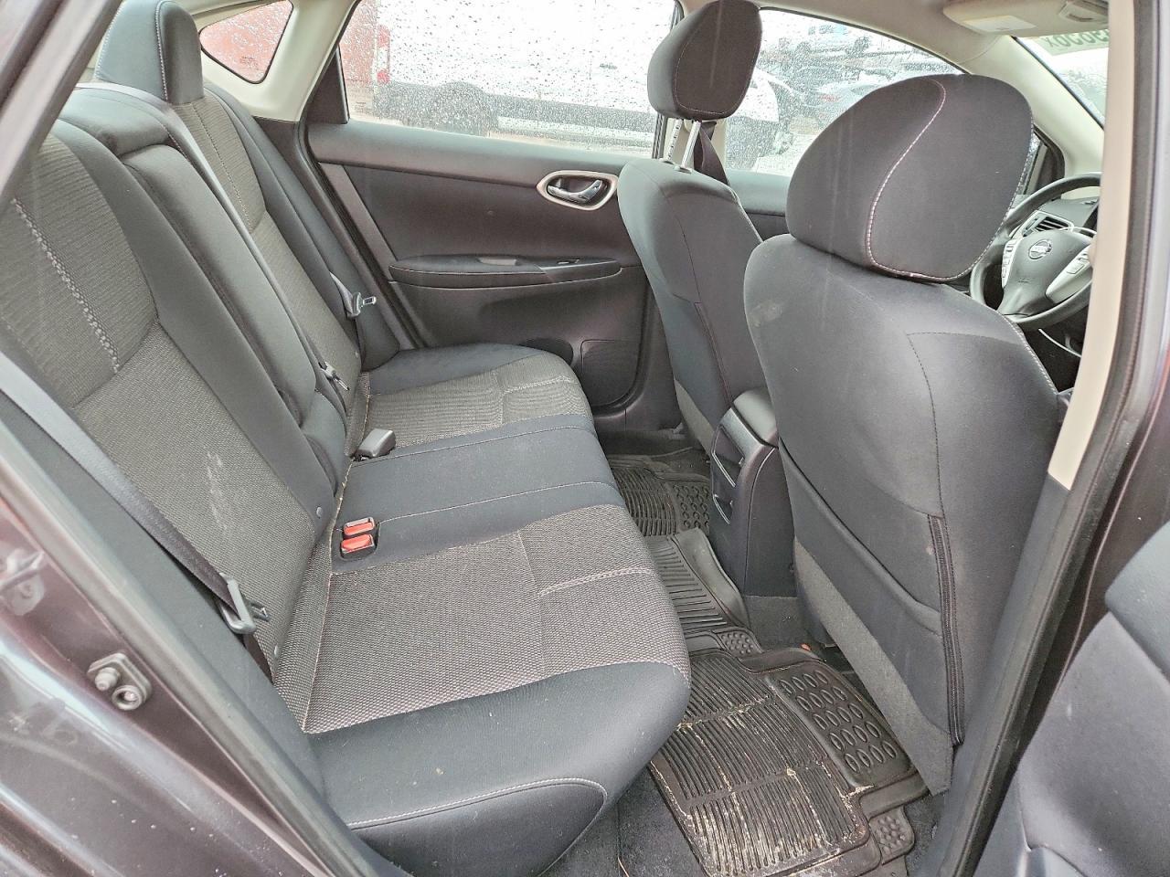 2014 Nissan Sentra S - zdjęcie 10