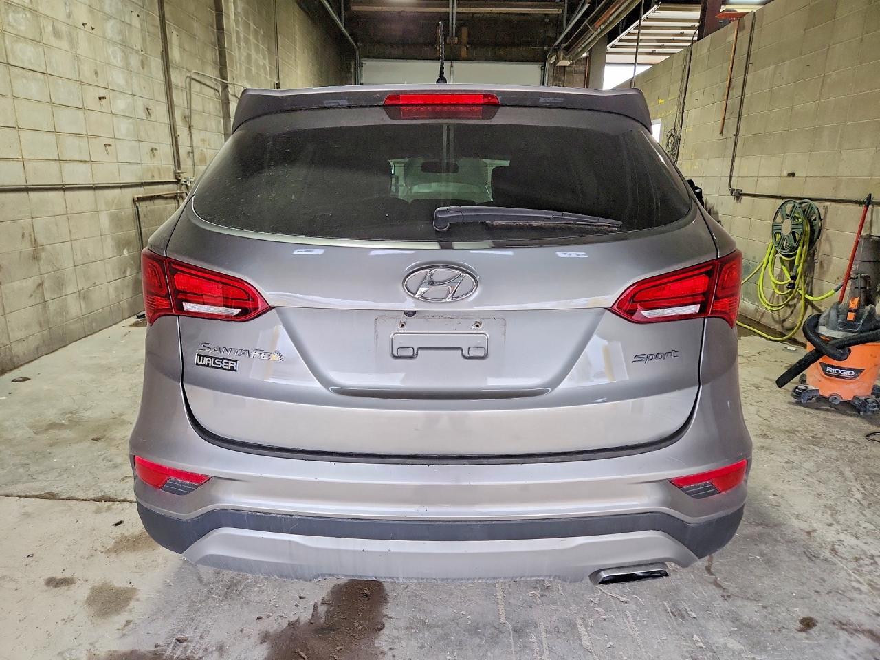 2018 Hyundai Santa Fe Sport 2.4L - zdjęcie 6