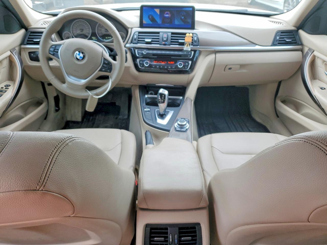 2013 BMW 328 Xi - zdjęcie 8