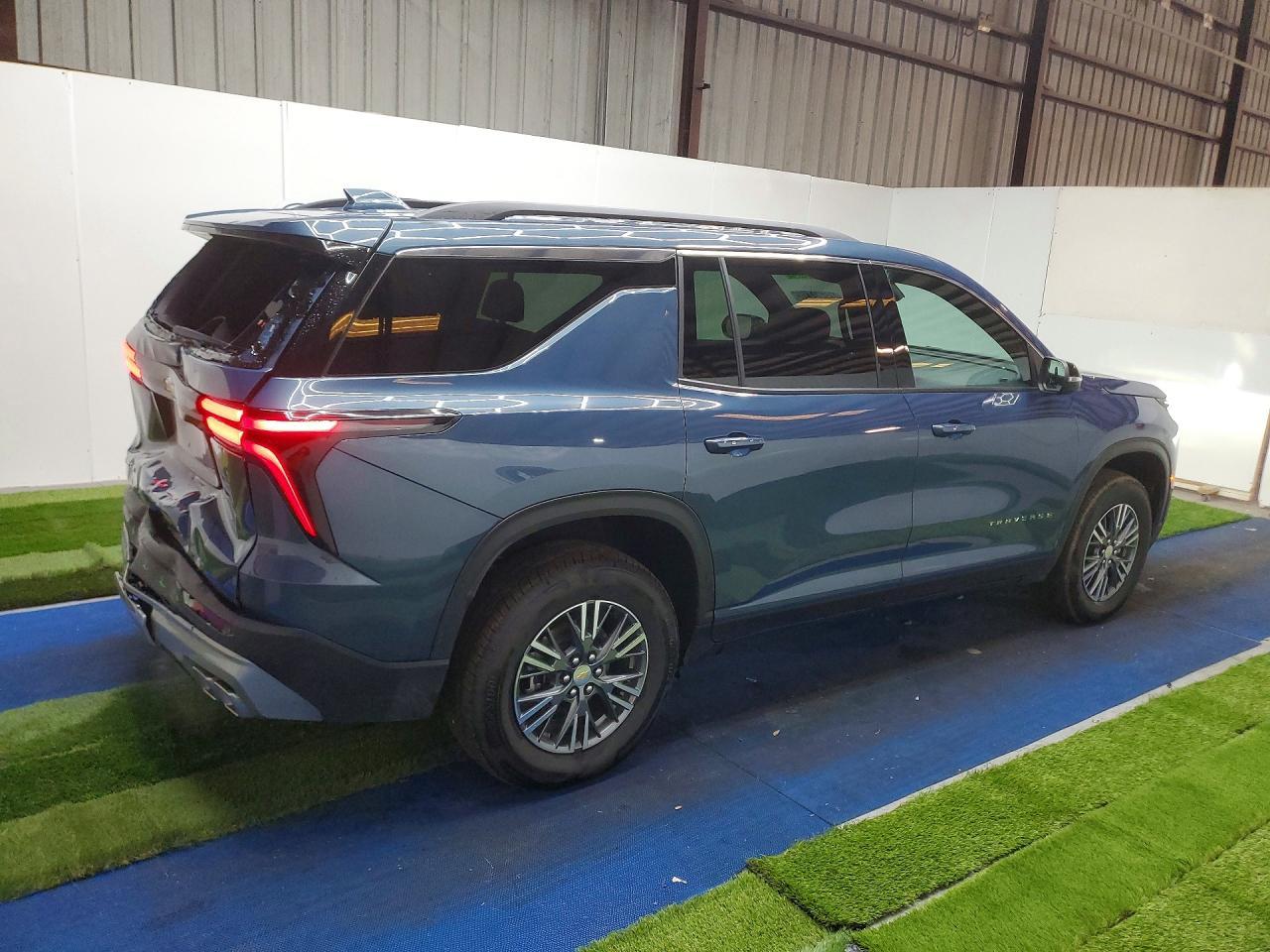 2026 Chevrolet Traverse Lt - zdjęcie 3