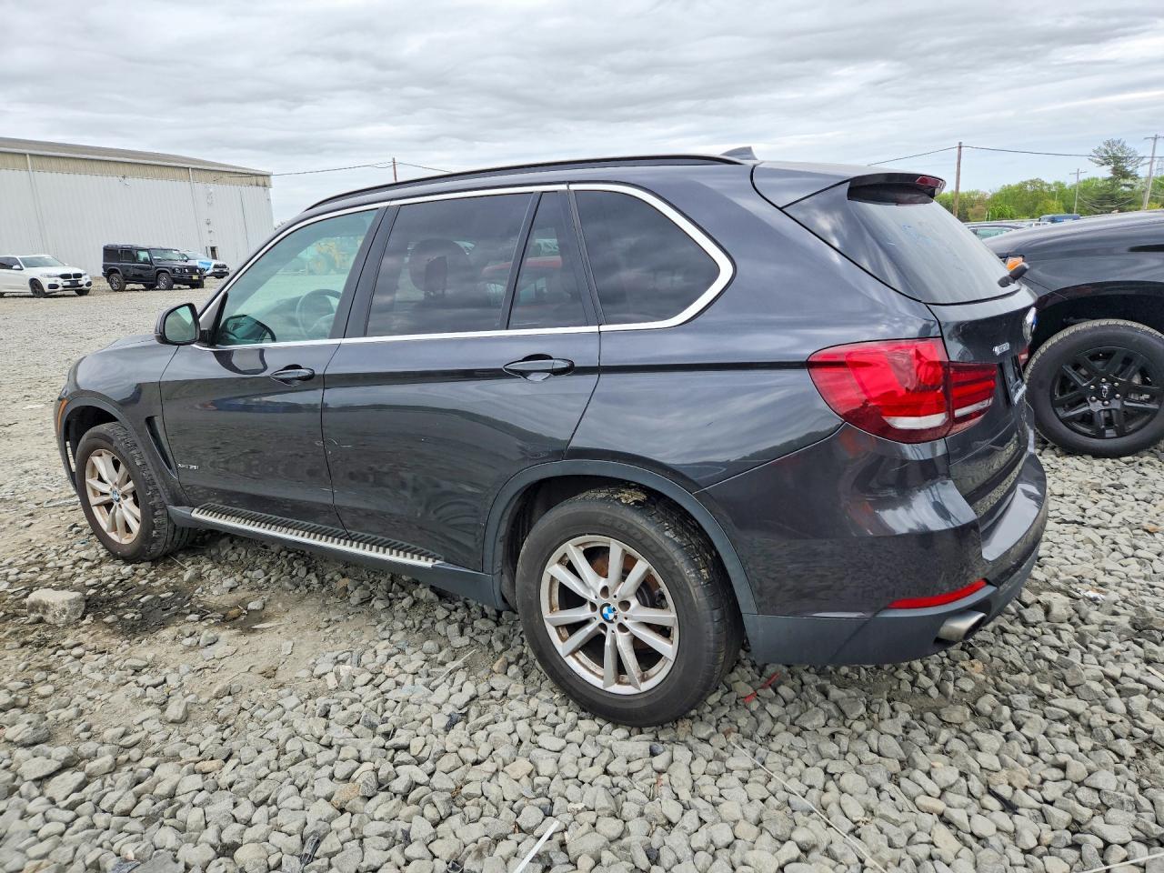 2015 BMW X5 xDrive35I - zdjęcie 2