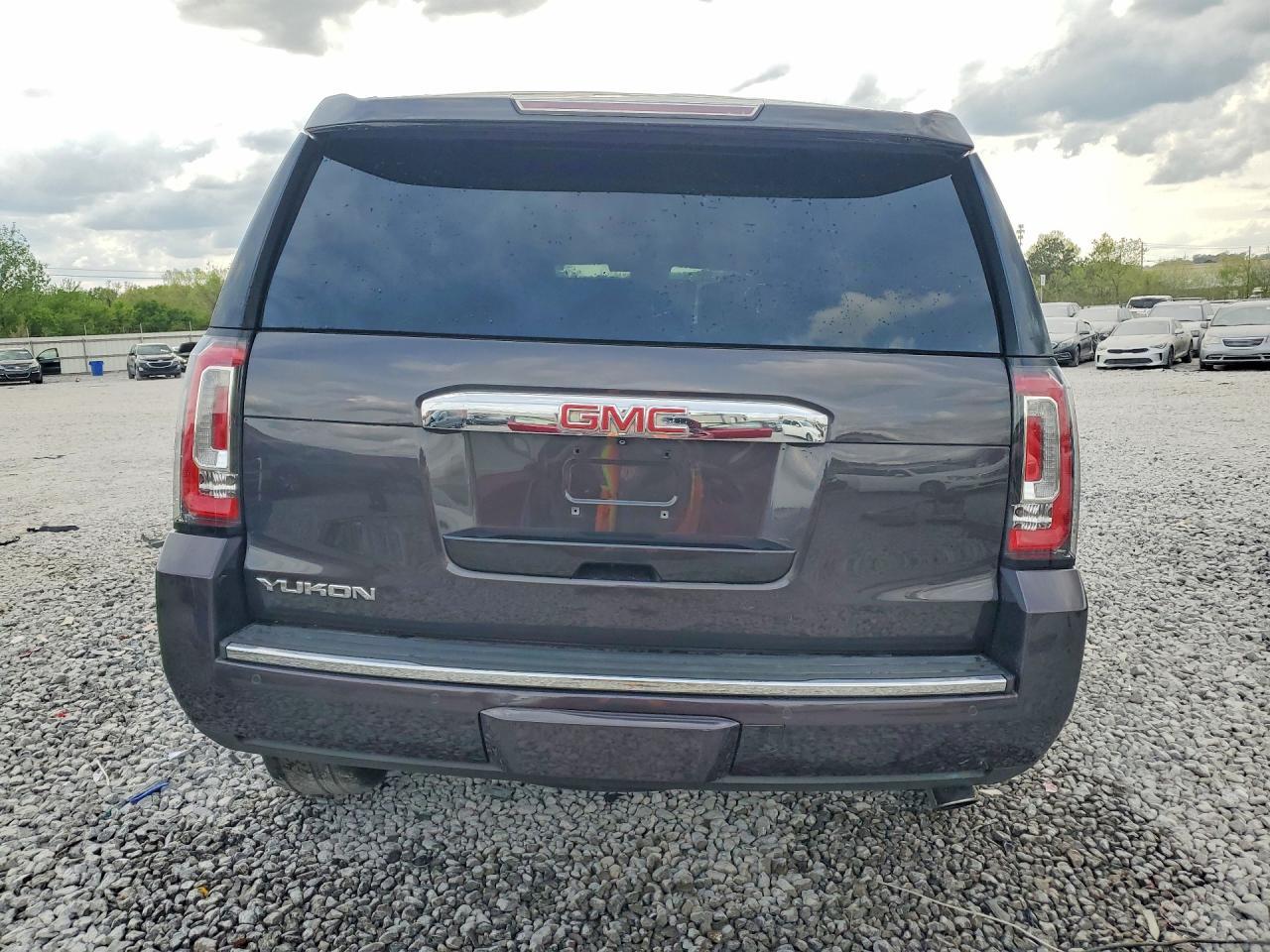 2015 GMC Yukon Denali - zdjęcie 6