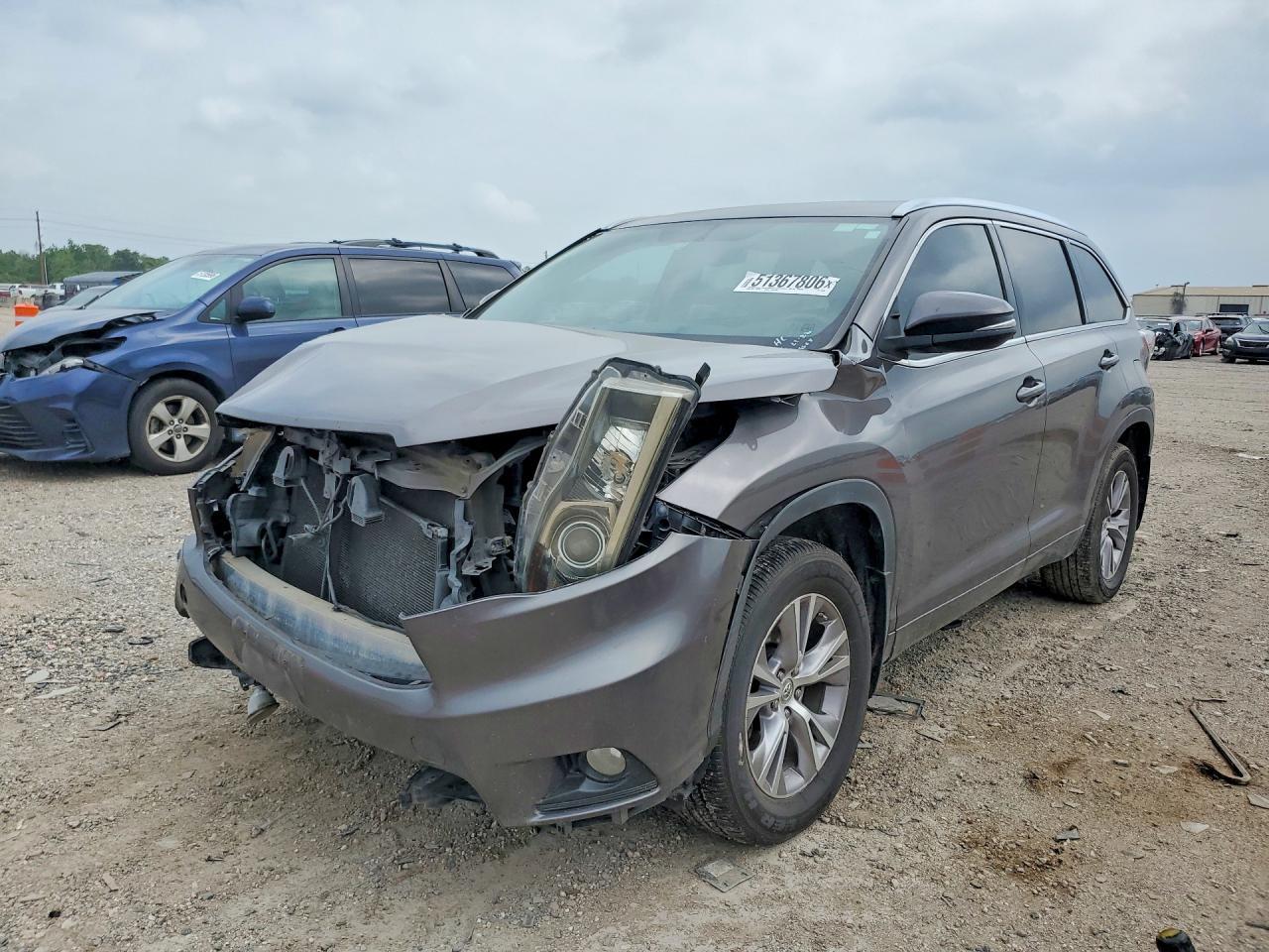 2015 Toyota Highlander Xle - zdjęcie główne