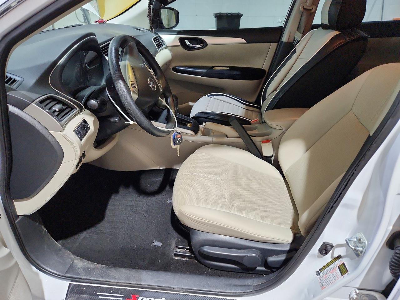 2017 Nissan Sentra S - zdjęcie 7