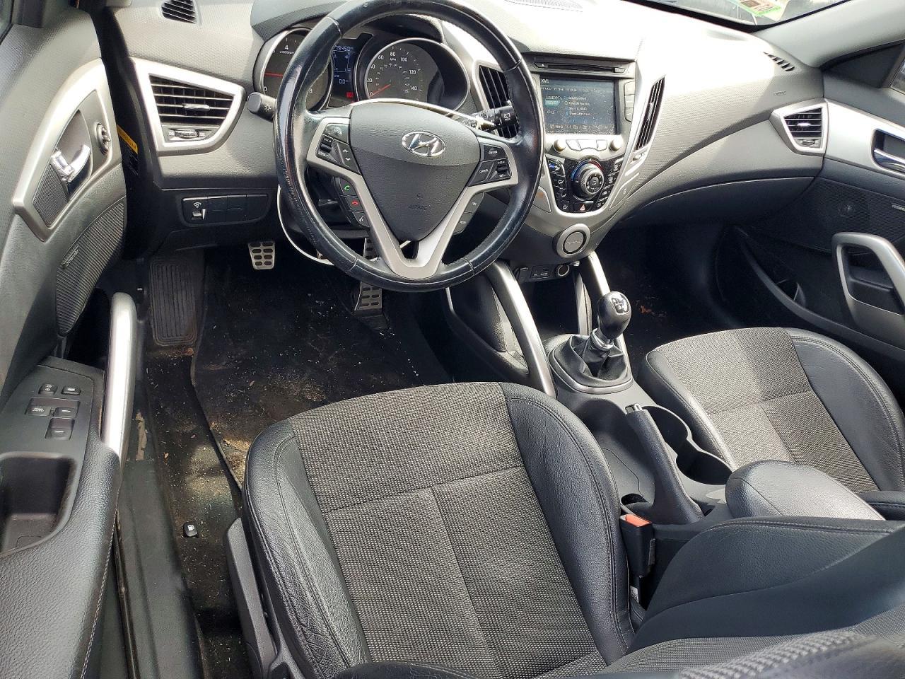 2014 Hyundai Veloster Base - zdjęcie 8