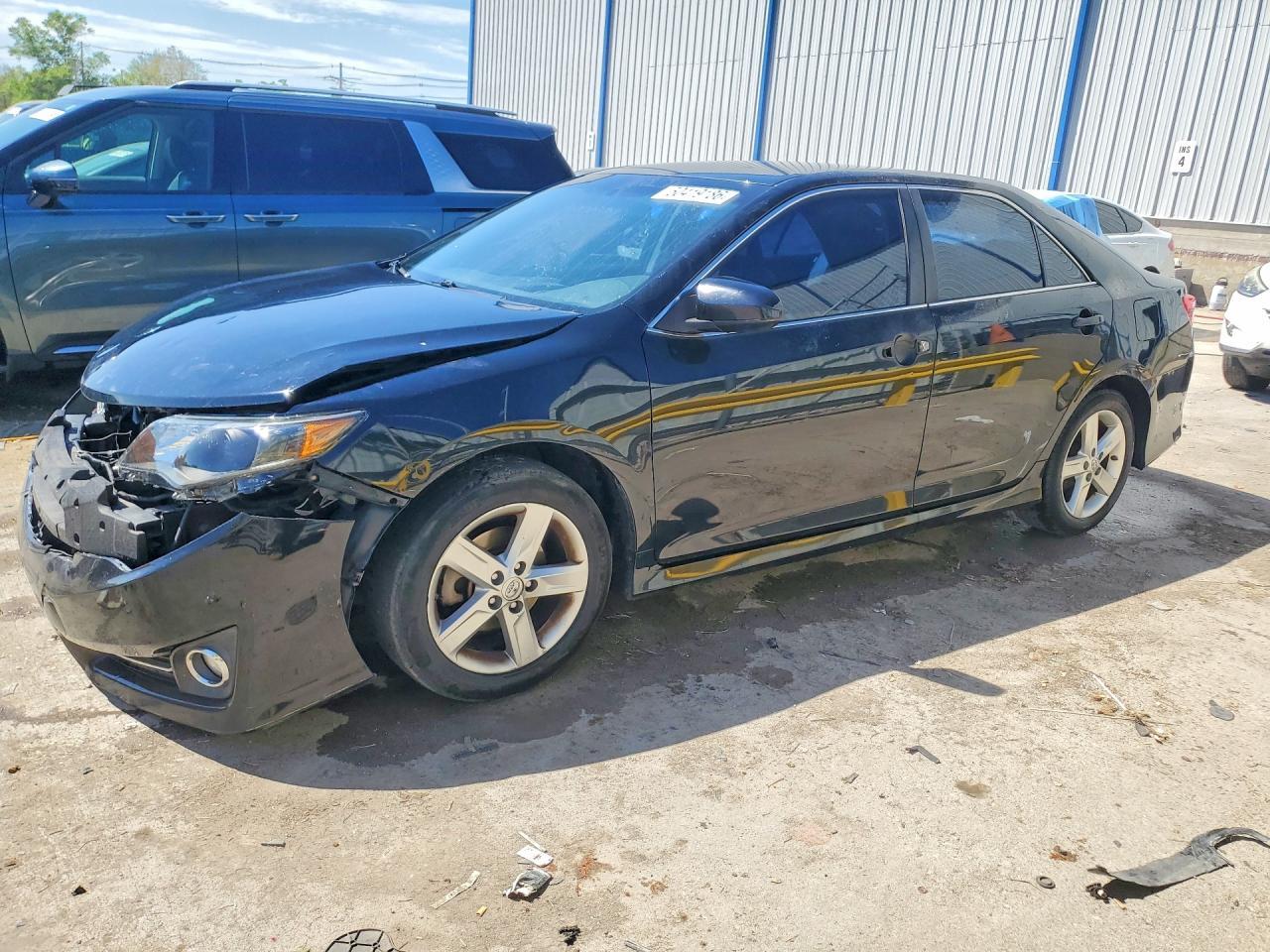 2013 Toyota Camry Se - zdjęcie główne