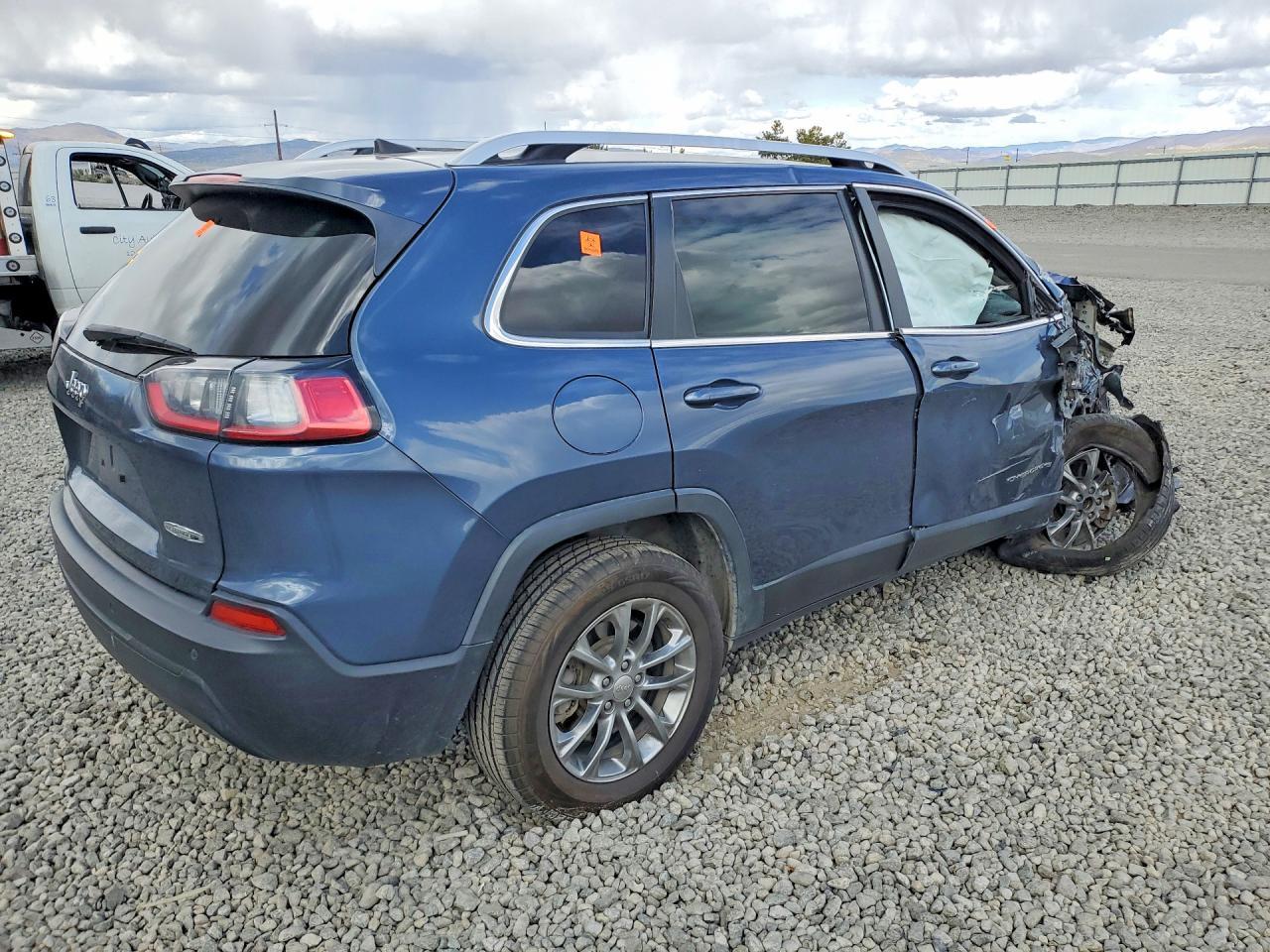 2020 Jeep Cherokee Latitude Plus - zdjęcie 3