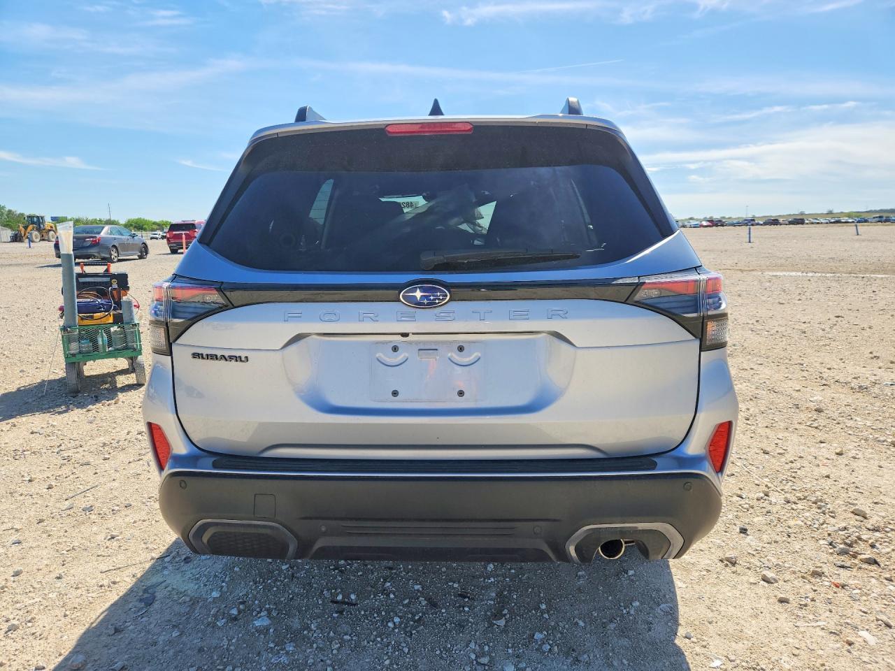 2025 Subaru Forester Limited - zdjęcie 6