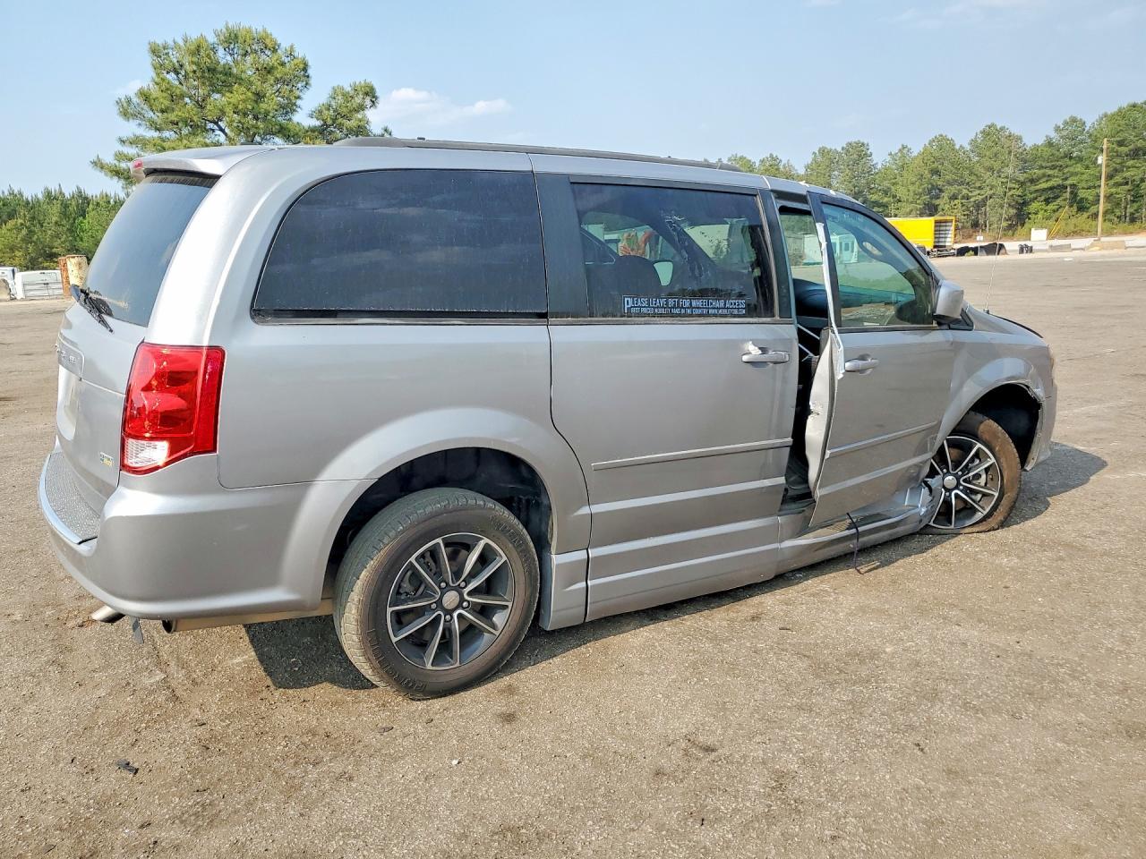 2017 Dodge Grand Caravan Gt - zdjęcie 3