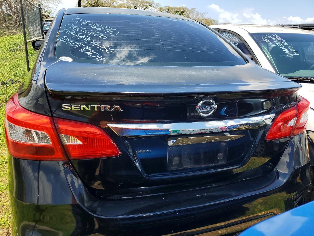 2019 Nissan Sentra S - zdjęcie 6