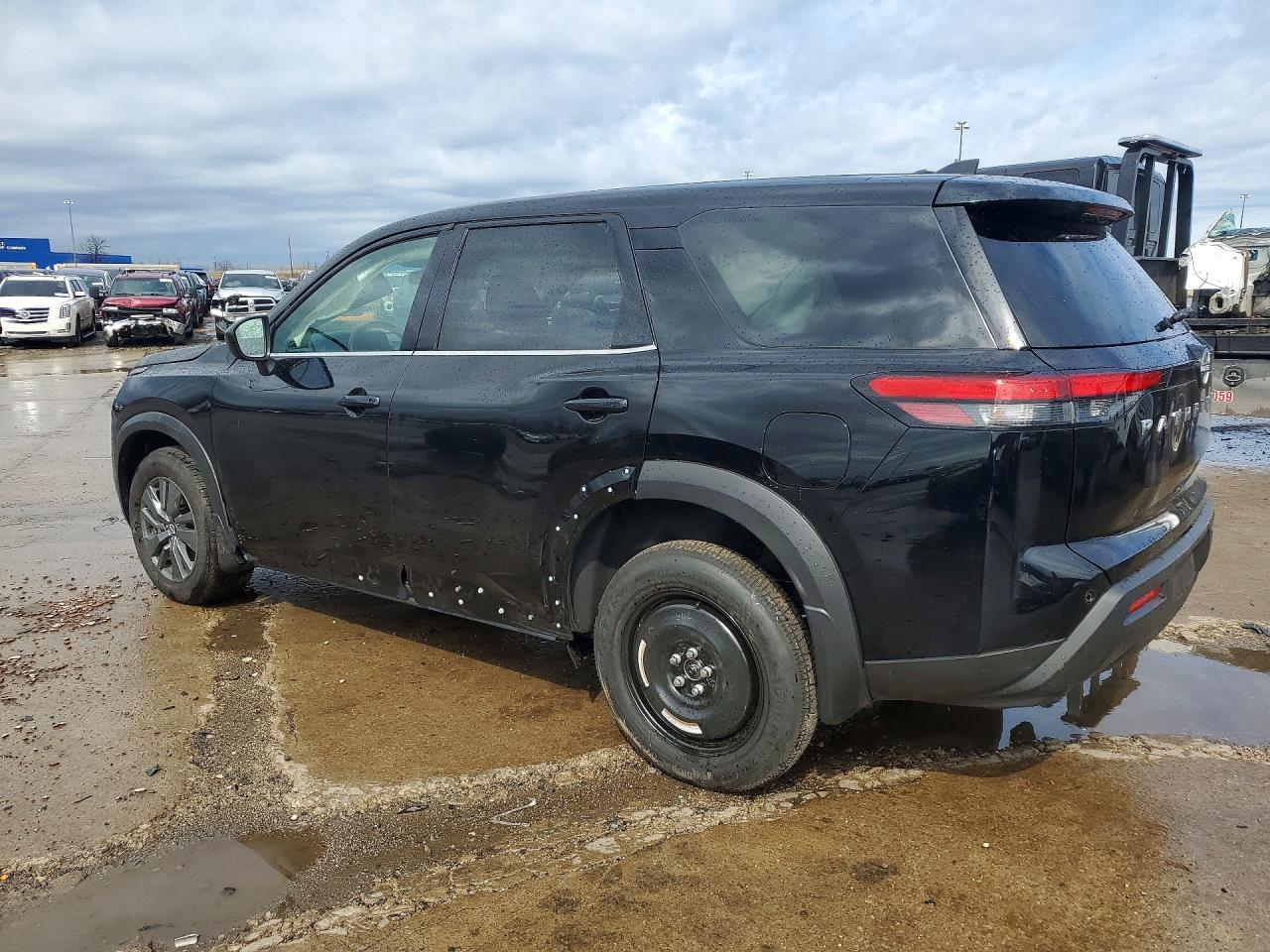 2025 Nissan Pathfinder S - zdjęcie 2