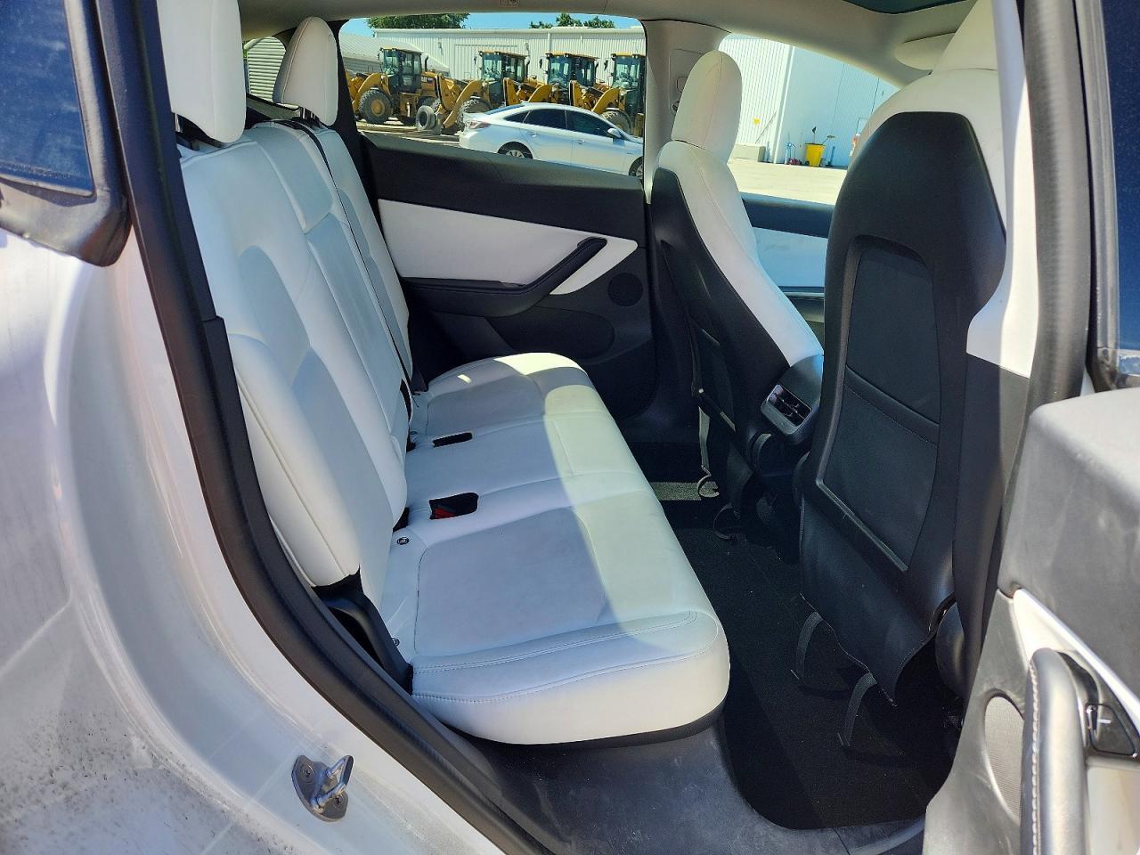2020 Tesla Model Y - zdjęcie 10