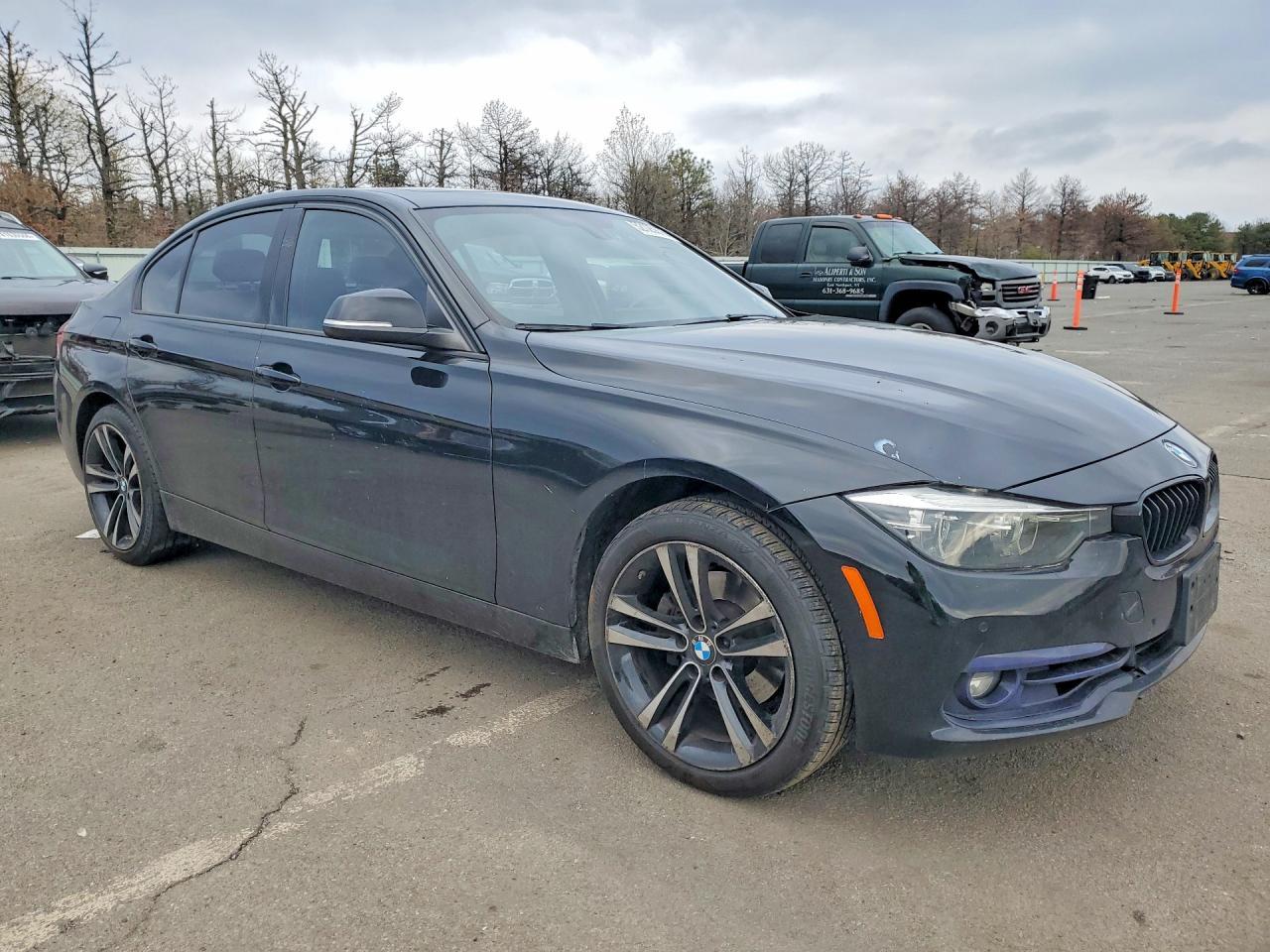 2018 BMW 330 Xi - zdjęcie 4