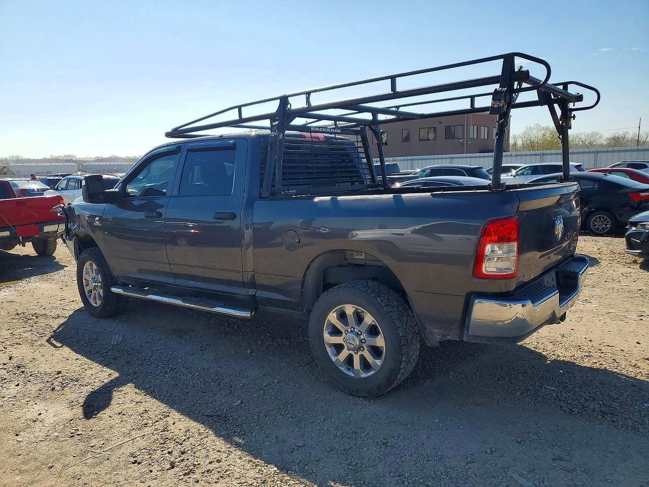 2023 Ram 2500 Tradesman - zdjęcie 2