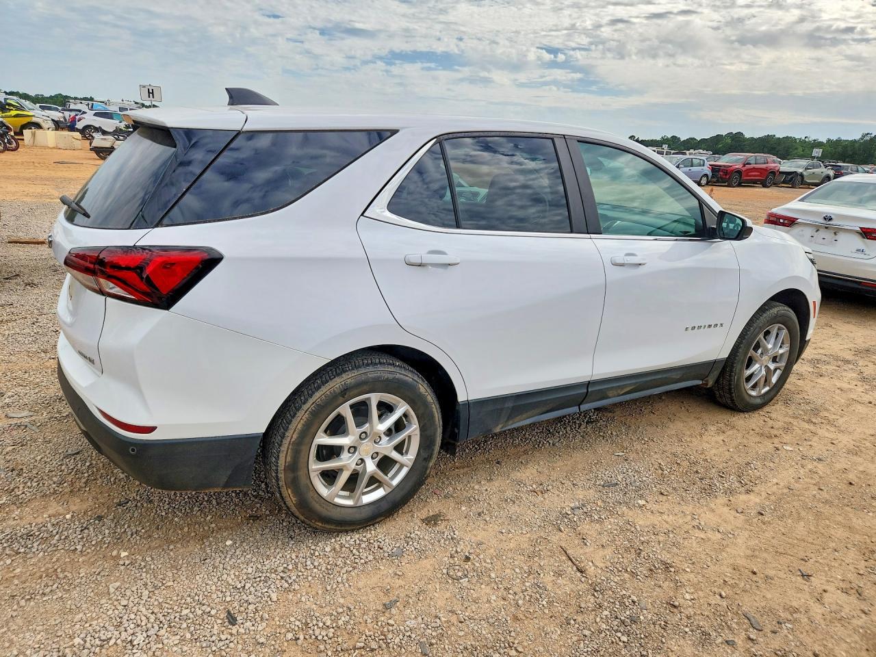 2023 Chevrolet Equinox Lt - zdjęcie 3