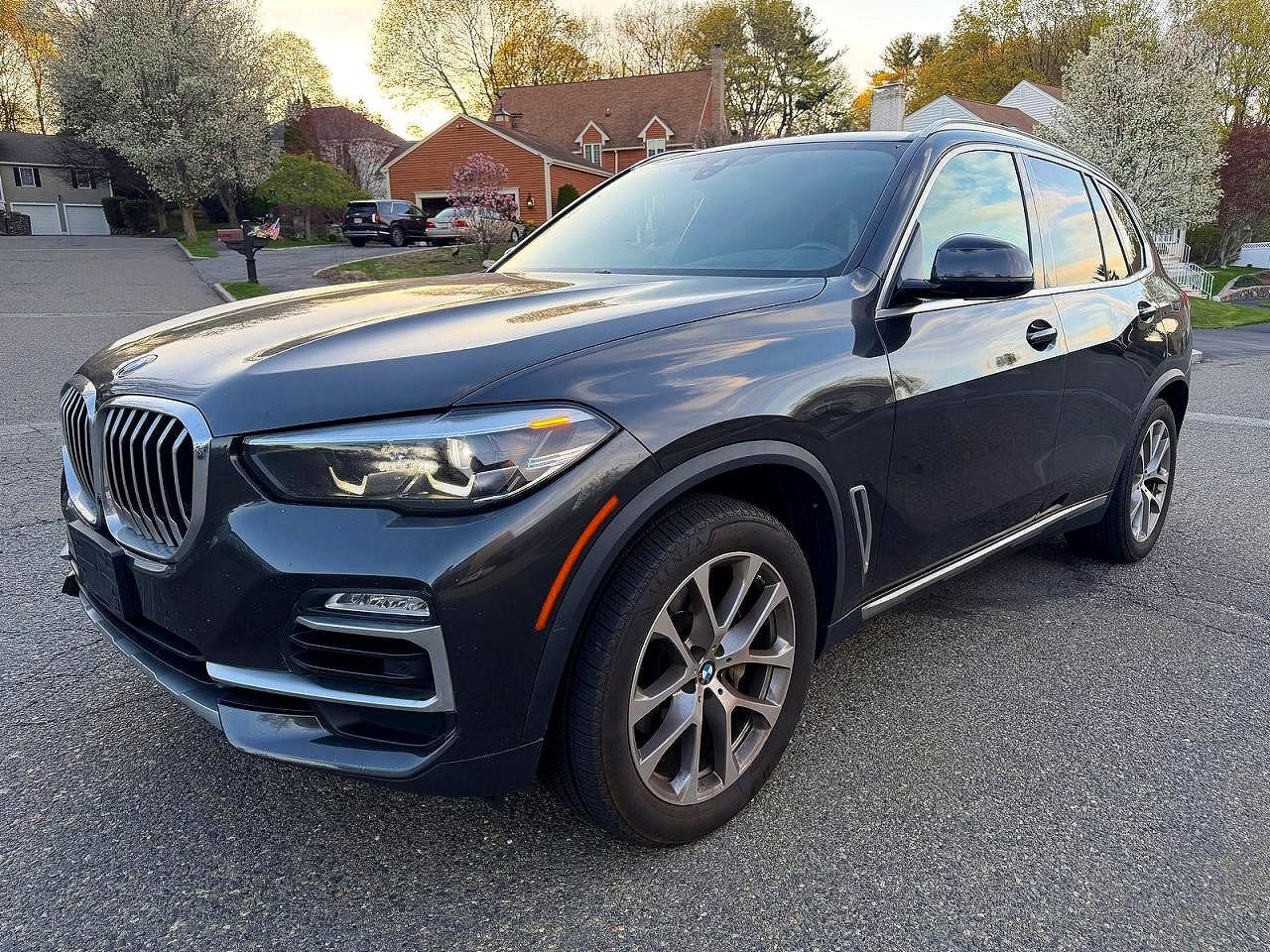 2019 BMW X5 xDrive40I - zdjęcie 2