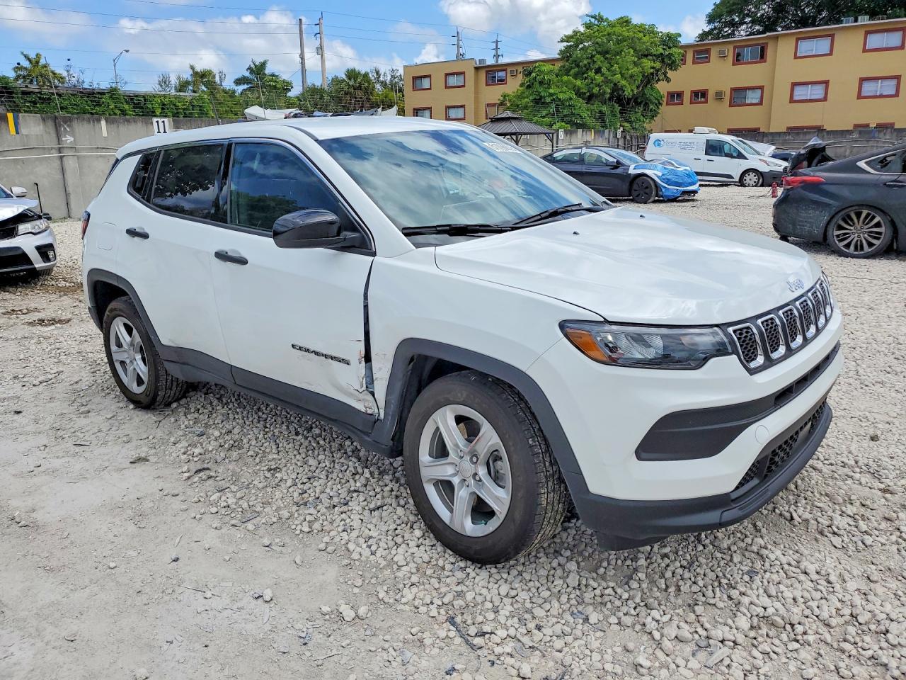 2023 Jeep Compass Sport - zdjęcie 4