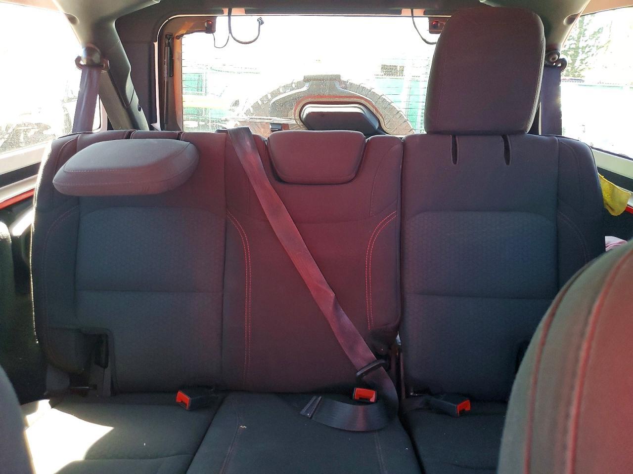 2019 Jeep Wrangler Unlimited Rubicon - zdjęcie 10