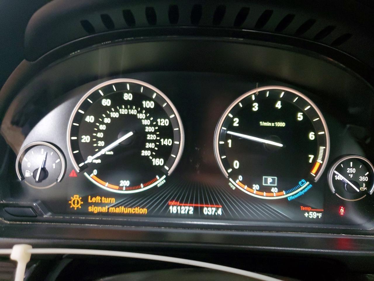 2013 BMW 550 Xi - zdjęcie 9