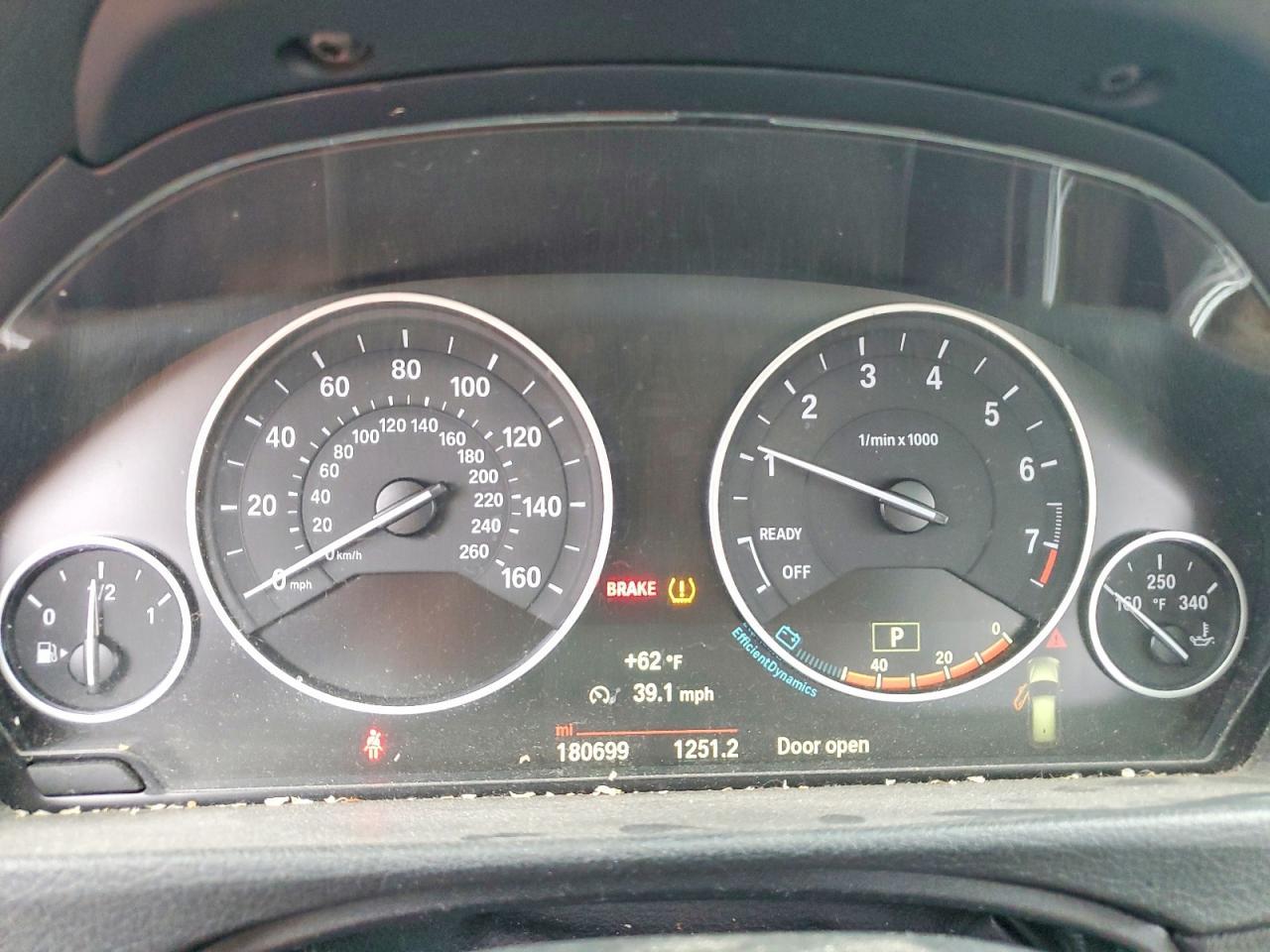 2015 BMW 328 Xi - zdjęcie 9