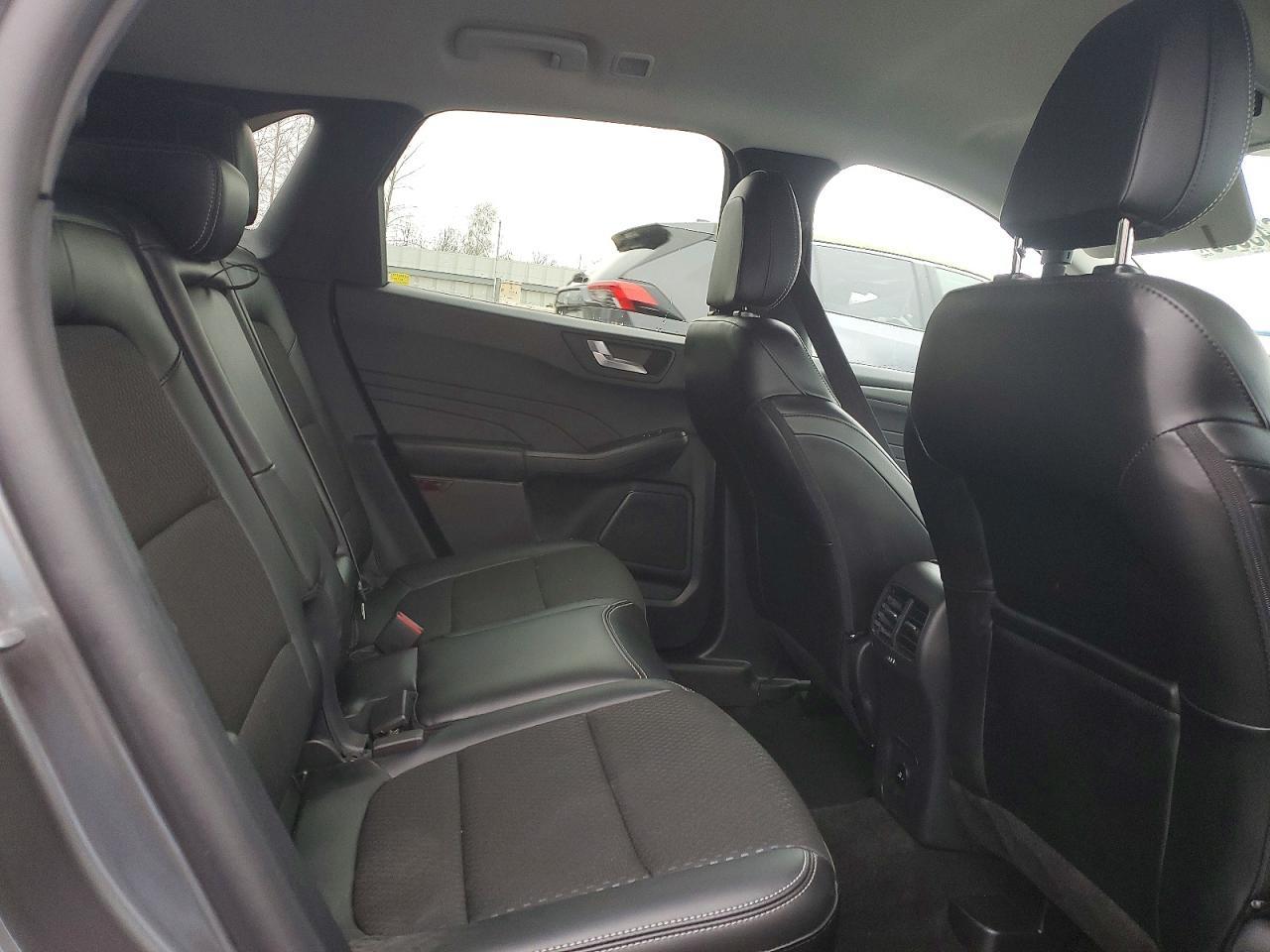 2025 Ford Escape - zdjęcie 11