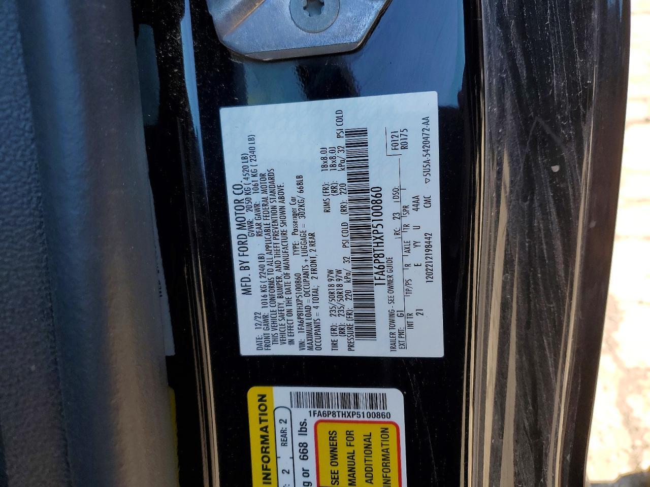 2023 Ford Mustang - zdjęcie 12