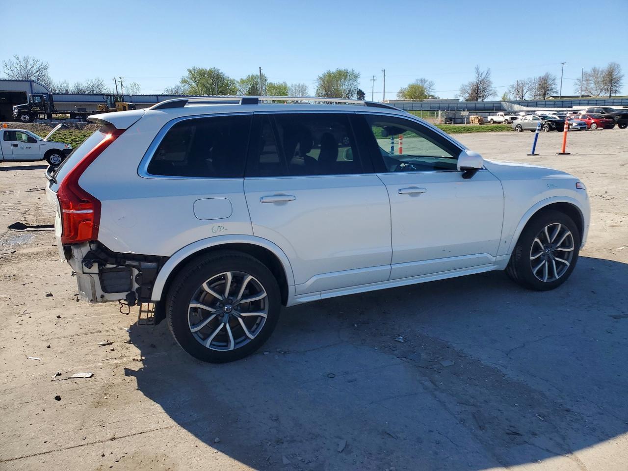 2019 Volvo Xc90 T6 Momentum - zdjęcie 3