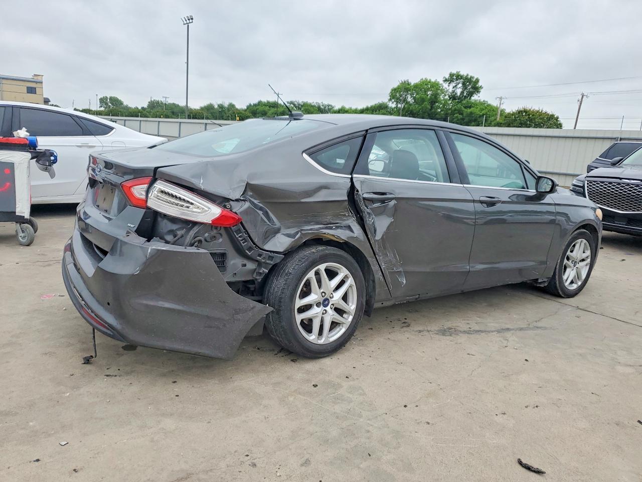2016 Ford Fusion Se - zdjęcie 3