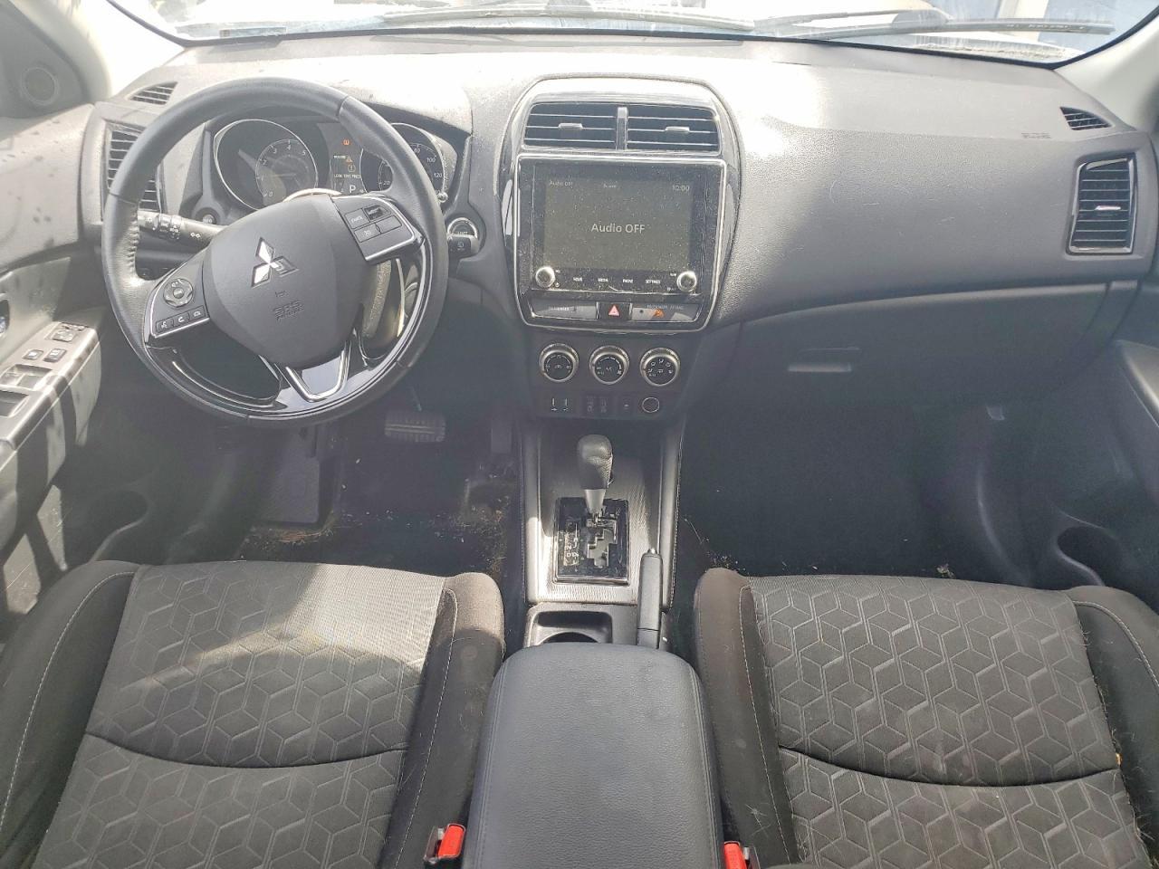 2020 Mitsubishi Outlander Sport Es - zdjęcie 8