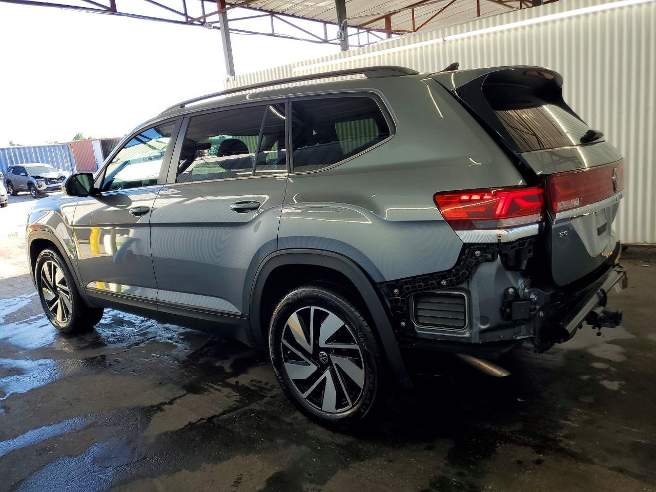 2025 Volkswagen Atlas Se - zdjęcie 2