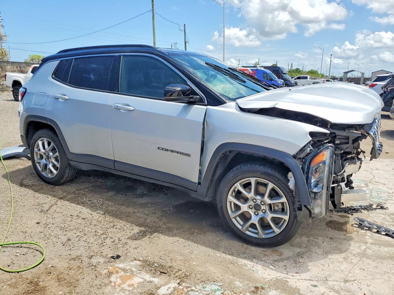 2025 Jeep Compass Limited - zdjęcie 4
