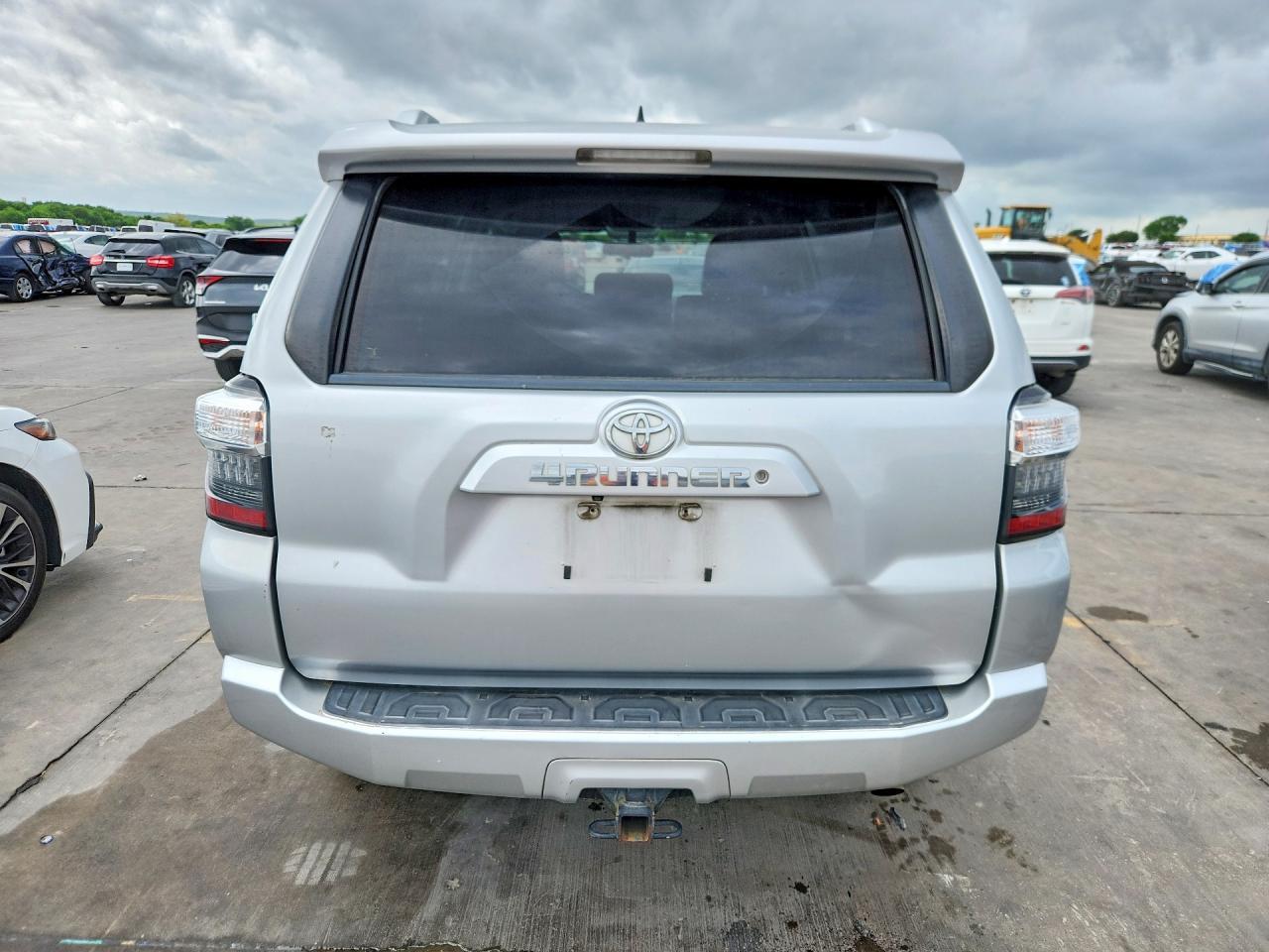 2015 Toyota 4Runner Sr5 - zdjęcie 6