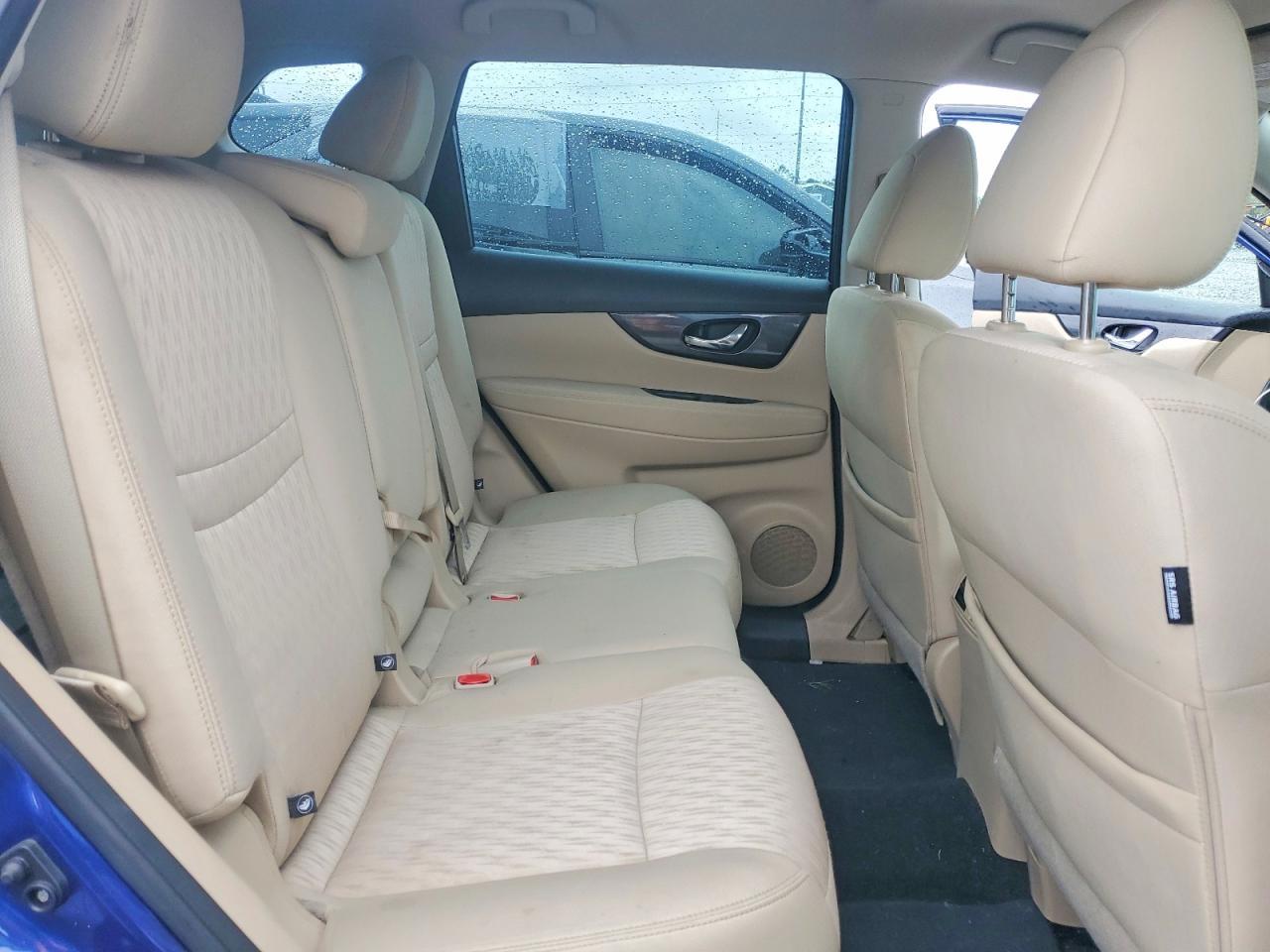 2017 Nissan Rogue S - zdjęcie 11