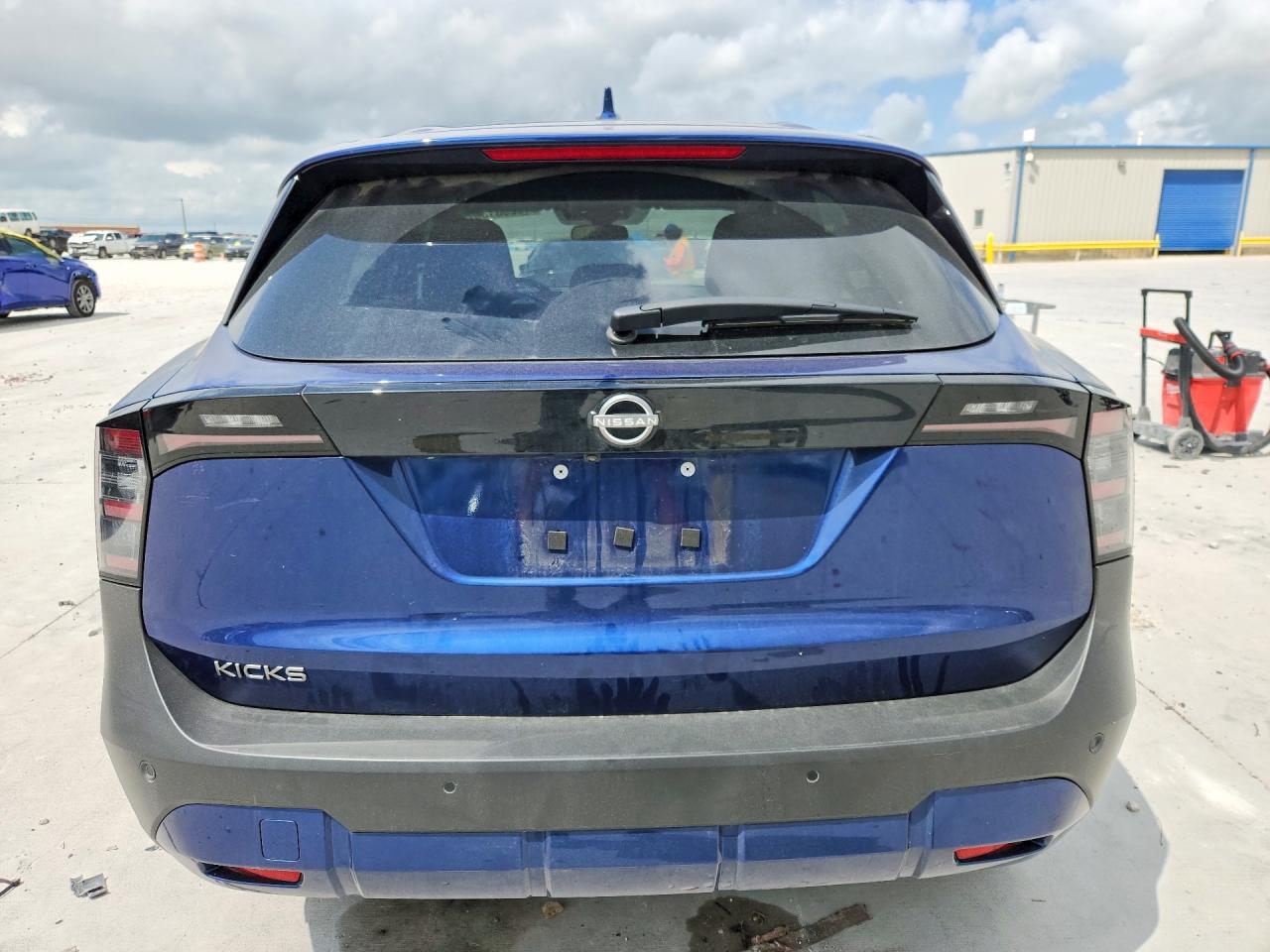 2025 Nissan Kicks Sv - zdjęcie 6