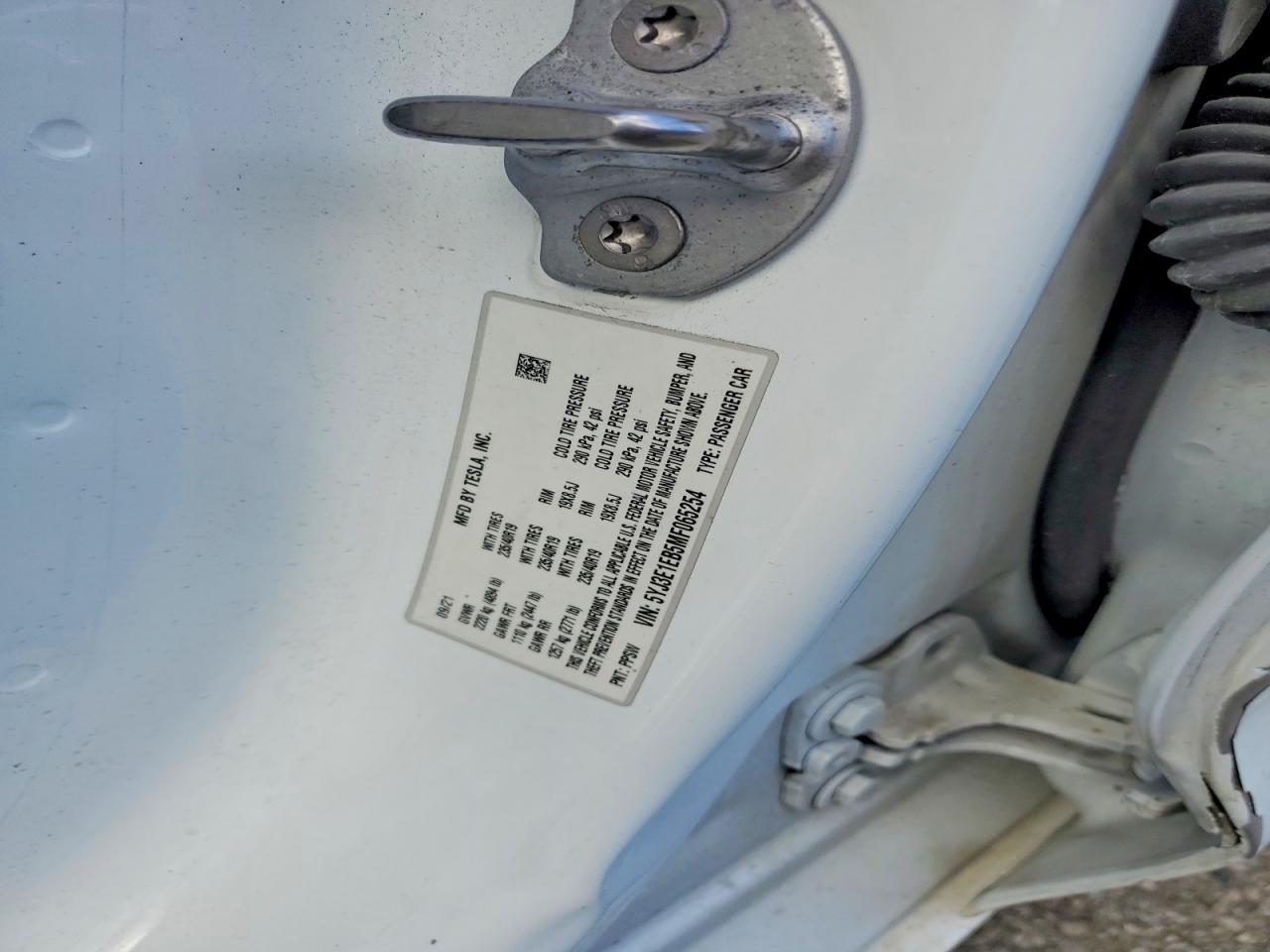 2021 Tesla Model 3 - zdjęcie 12