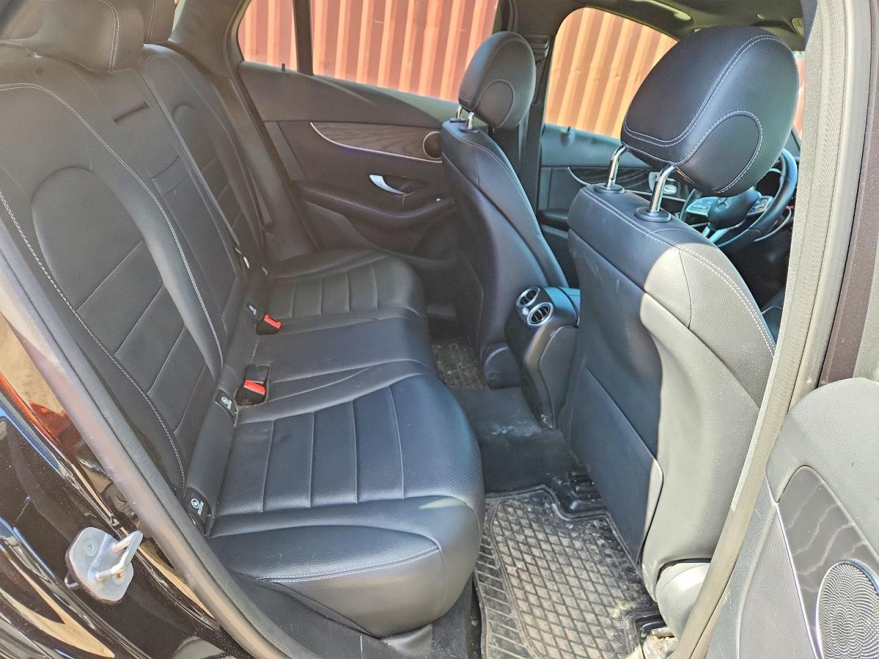 2020 Mercedes-Benz Glc 300 4Matic - zdjęcie 11