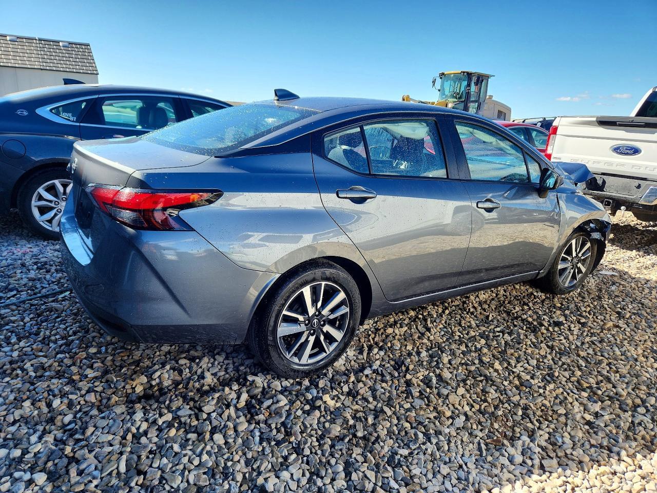 2025 Nissan Versa Sv - zdjęcie 3