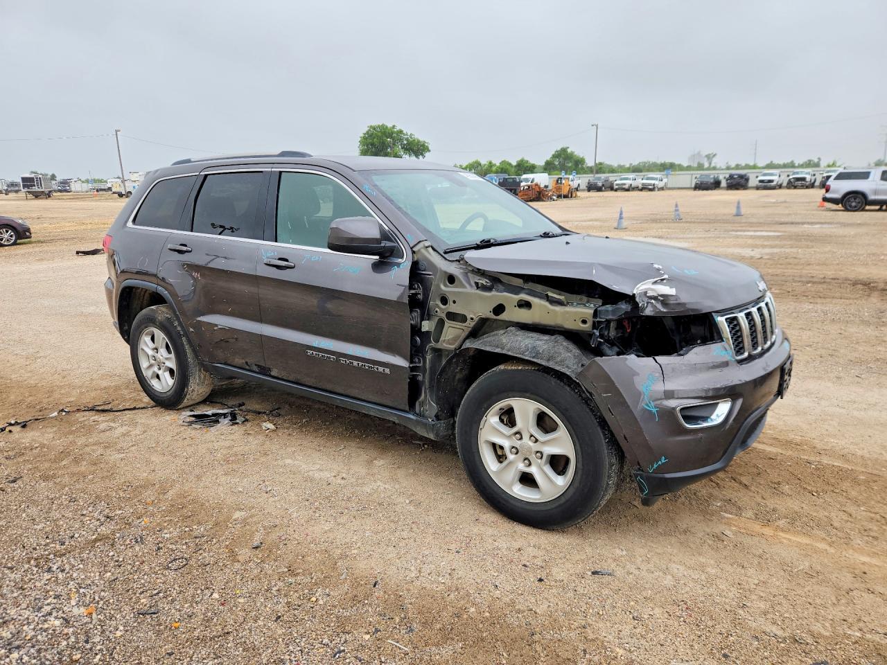 2017 Jeep Grand Cherokee Laredo - zdjęcie 4
