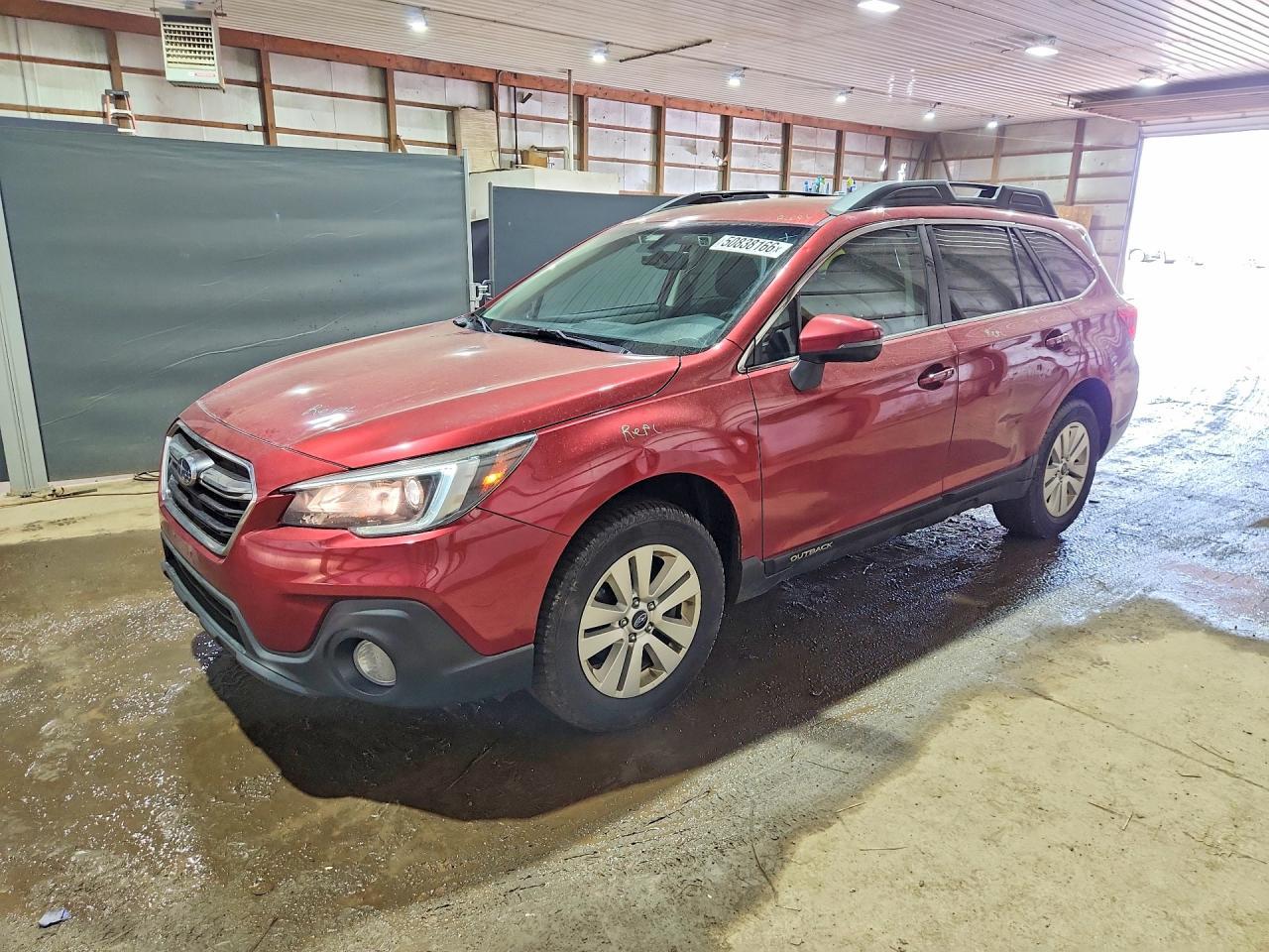 2018 Subaru Outback 2.5I Premium - zdjęcie główne
