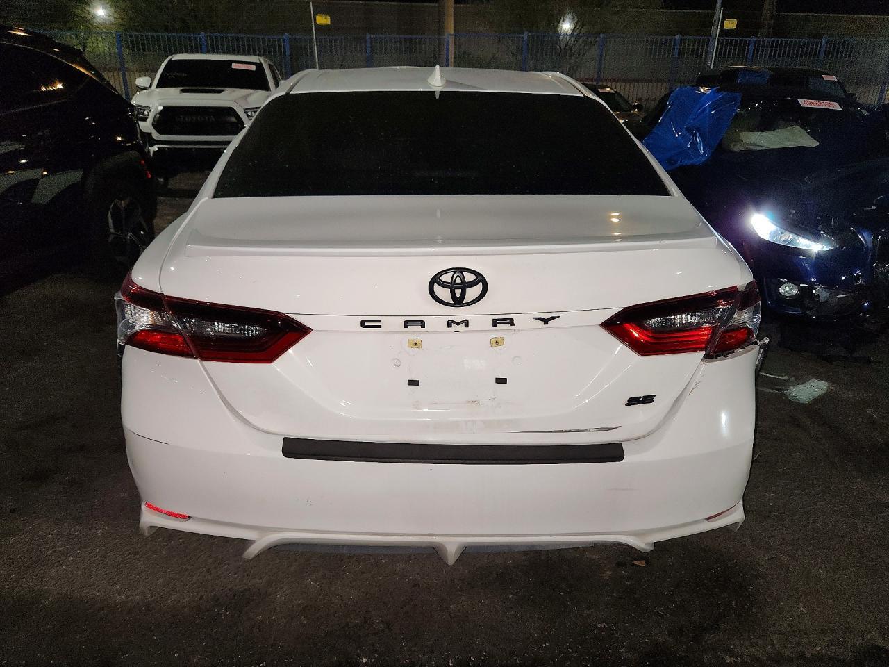 2024 Toyota Camry Se - zdjęcie 6